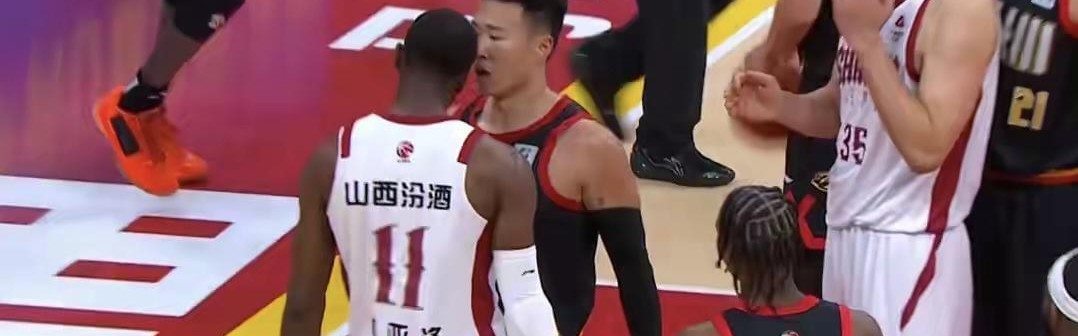 开云体育-驱逐主教练，半场7次技术犯规，CBA超级外援又惹麻烦