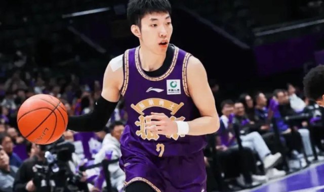 开云-里勒救了张庆鹏！邹雨宸+3首发齐贡献，卡位战绝杀广州太提气！