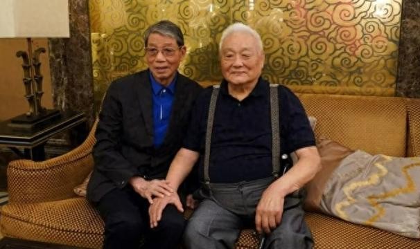 开云体育-为93岁恩师先后操持六次足坛大聚会，82 岁徐根宝诠释感谢、感恩和感悟|年维泗|足球|中国足坛|上海海港|王俊生_新浪体育_新浪新闻